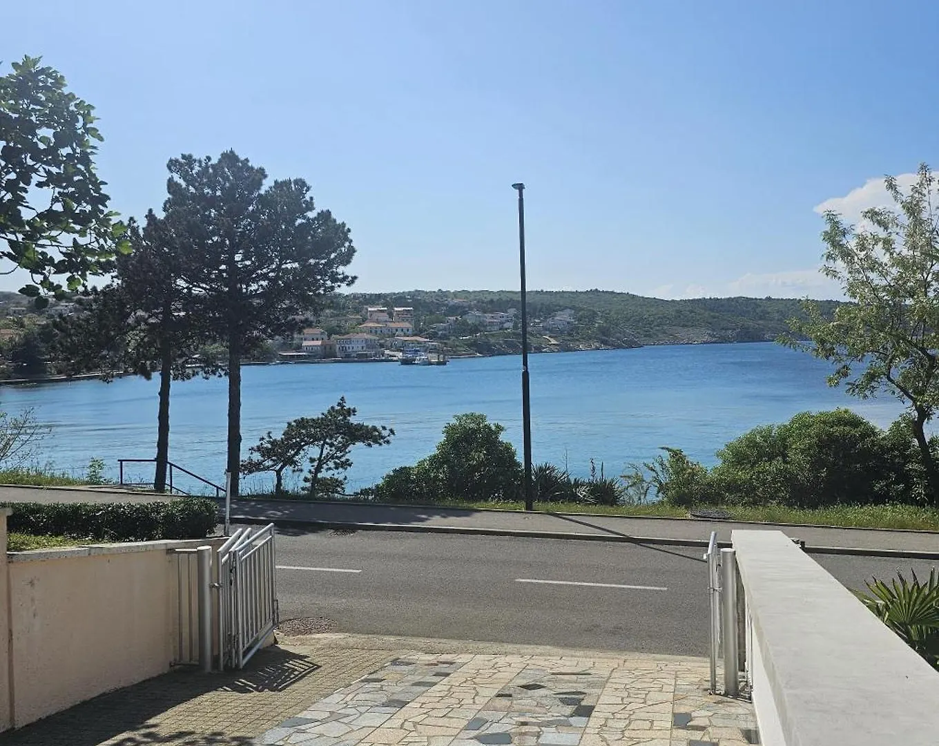 Studio Apartment Karla With Beautiful Sea View Silo  Croatia
