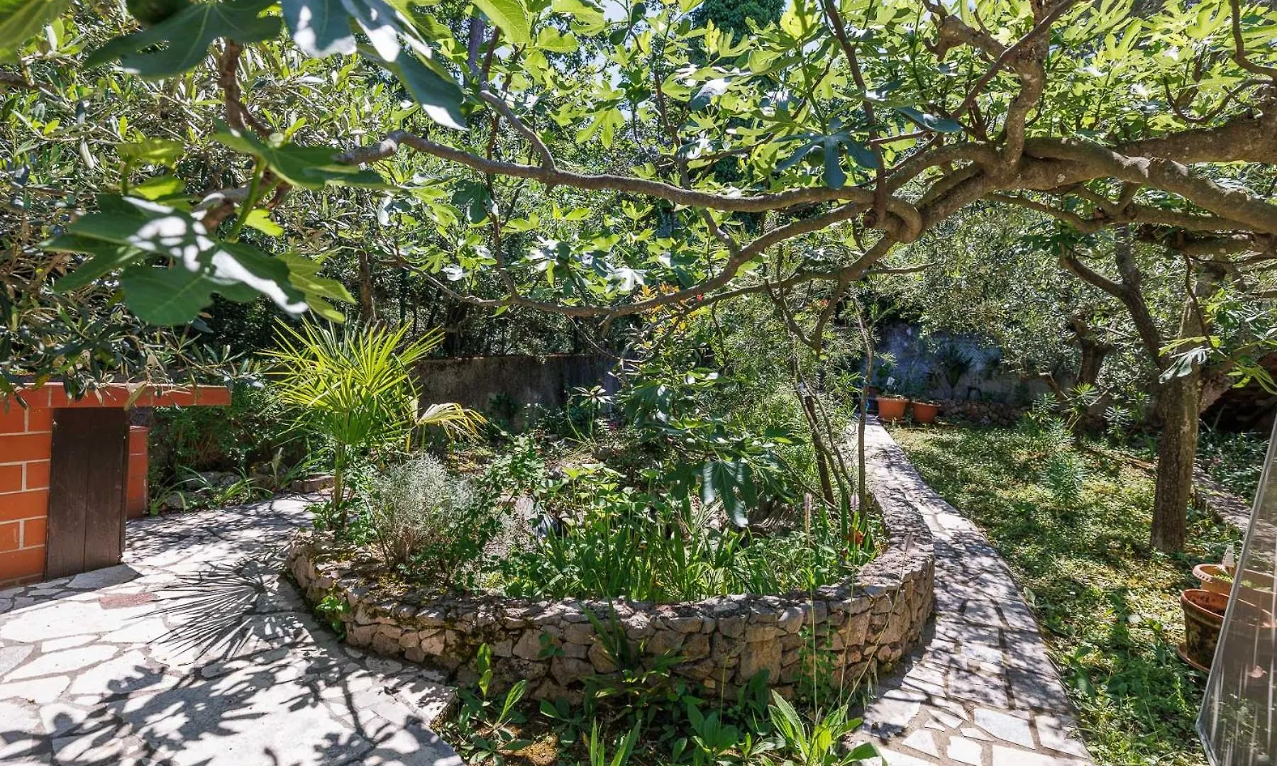 Studio Apartment Karla With Beautiful Sea View Silo  Croatia