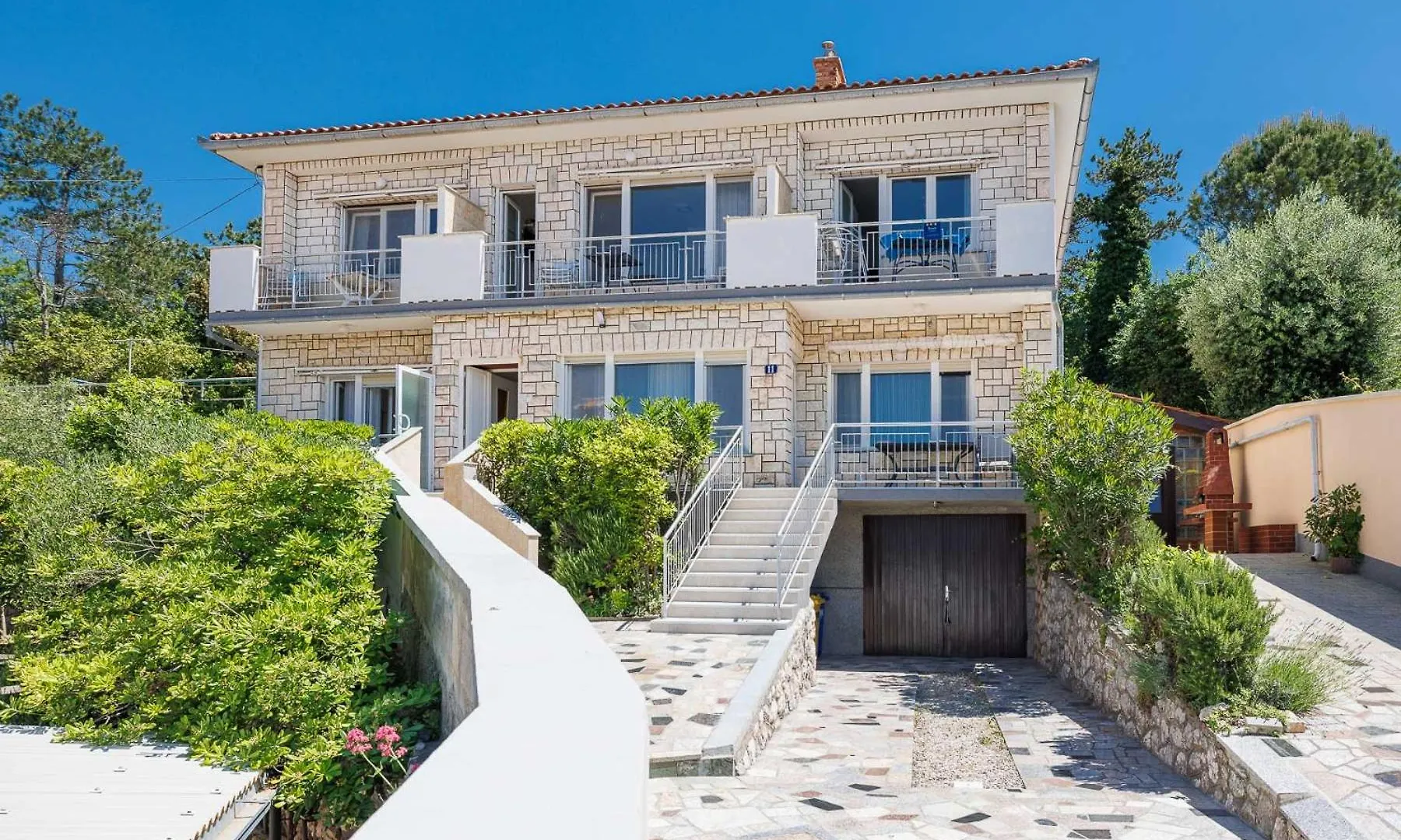 Studio Apartment Karla With Beautiful Sea View Silo  Croatia